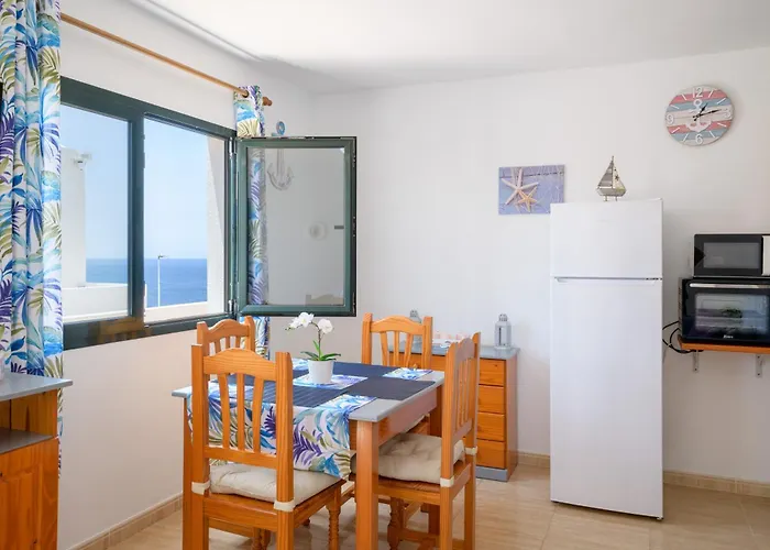 Bella Vista - Playa * Puerto del Carmen (Lanzarote)